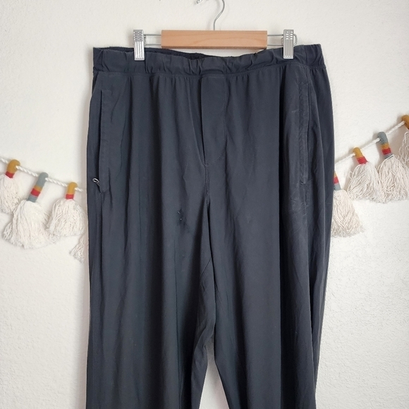 Lululemon Gray Slim Reflective Slim Leg Athletic Pants Activewear Training L - Picture 3 of 12